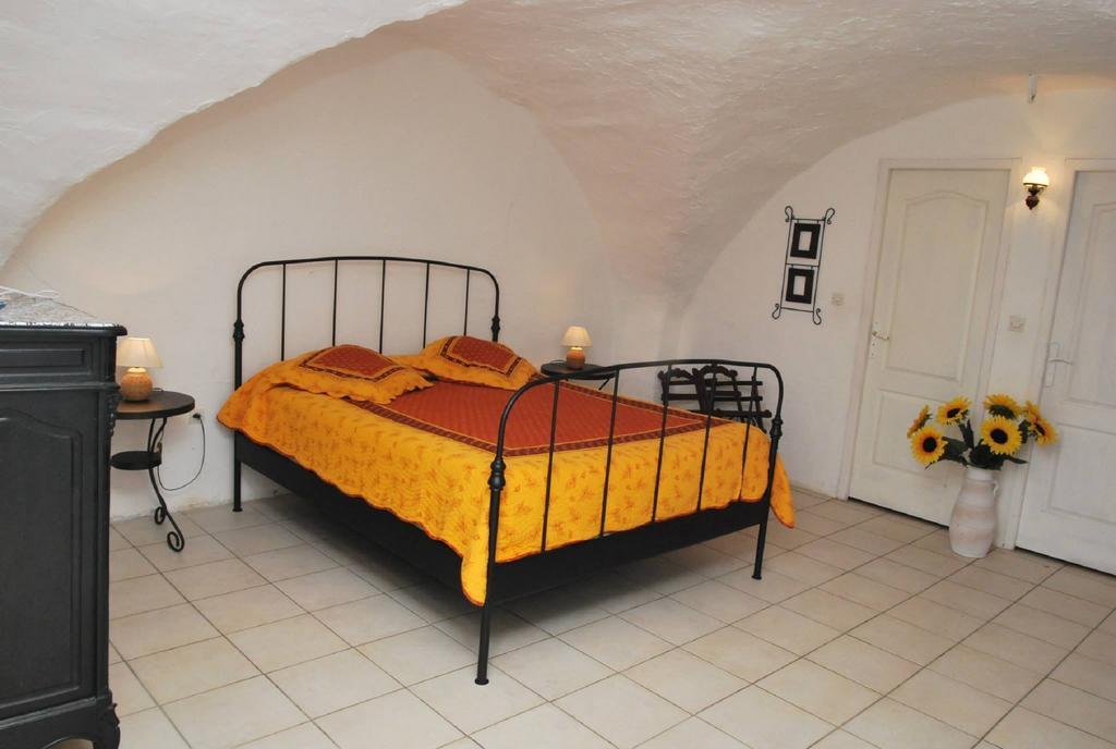 Bed and Breakfast Chez Bacchus à Gras Chambre photo