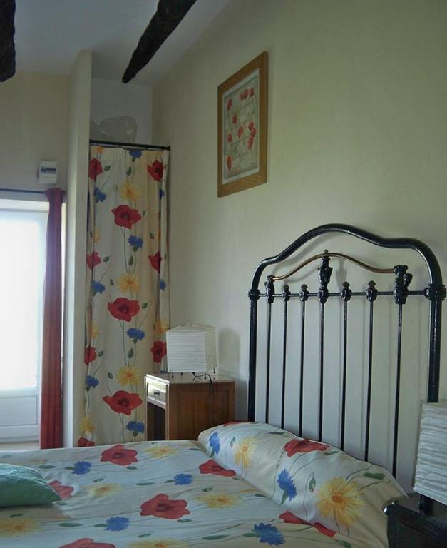 Bed and Breakfast Chez Bacchus à Gras Chambre photo