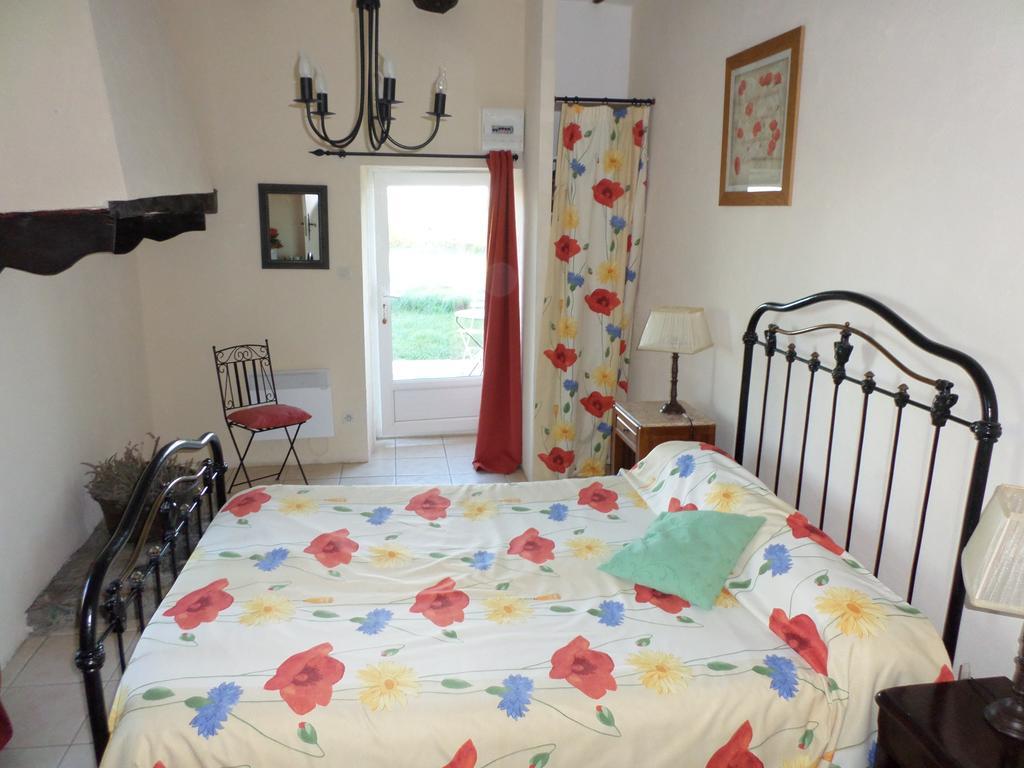 Bed and Breakfast Chez Bacchus à Gras Chambre photo